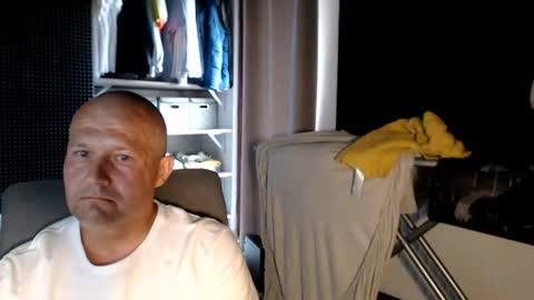 christopher 37763920 online show from July 6, 2026, 9:39 am