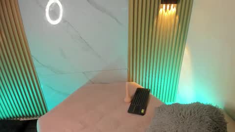 Chrisopher Hunter online show from March 2, 2026, 7:15 am