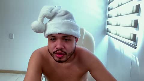 Snapshot of christopherdav chatting on December 24, 2024, 7:00 pm Chris online show from December 24, 2024, 7:00 pm