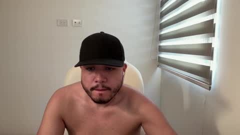 Snapshot of christopherdav chatting on January 12, 2025, 10:22 pm Chris online show from January 12, 2025, 10:22 pm