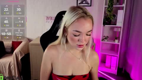 hristy3 online show from November 27, 2025, 12:56 am