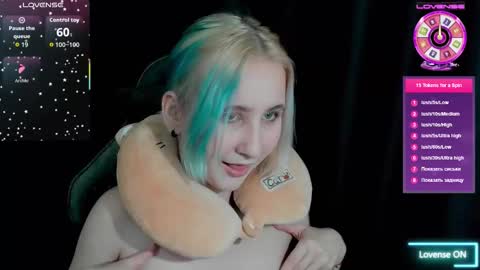 Snapshot of christyw3b chatting on November 21, 2025, 5:11 pm christyw3b online show from November 21, 2025, 5:11 pm