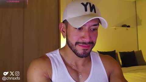 Snapshot of chrisxfo chatting on February 6, 2026, 3:33 am Chris online show from February 6, 2026, 3:33 am