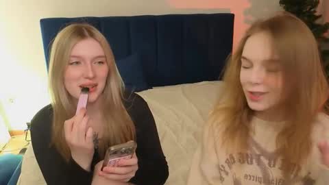 Snapshot of chrome_heartz chatting on February 1, 2026, 9:19 am EvaBlonde TayaBrunette EliieBlack hair online show from February 1, 2026, 9:19 am