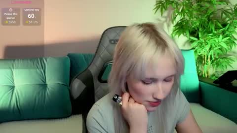 Snapshot of chrome_heartz chatting on February 24, 2026, 2:37 pm EvaBlonde TayaBrunette EliieBlack hair online show from February 24, 2026, 2:37 pm