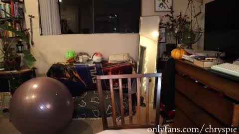 Snapshot of chrysanthulu chatting on February 13, 2026, 6:09 am Chrys online show from February 13, 2026, 6:09 am