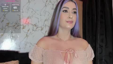Snapshot of chrystal_golden chatting on April 10, 2026, 10:03 pm Christal Golden online show from April 10, 2026, 10:03 pm