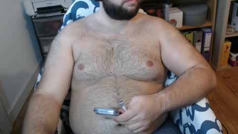 Snapshot of chubbear_fr chatting on October 23, 2025, 10:36 am Chubbear fr online show from October 23, 2025, 10:36 am