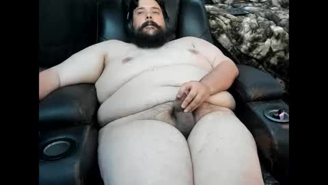 chubbnuncut online show from May 13, 2026, 5:38 am