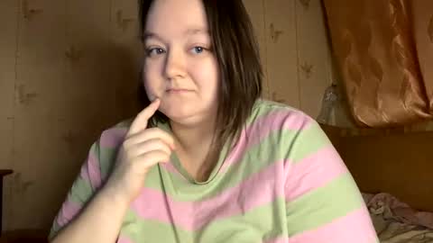 Kat online show from February 9, 2025, 5:19 am