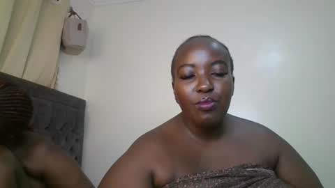 Snapshot of chubby_belle chatting on May 19, 2026, 1:56 am chubby_belle online show from May 19, 2026, 1:56 am