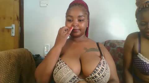 chubby_princess2 online show from October 11, 2025, 3:54 pm