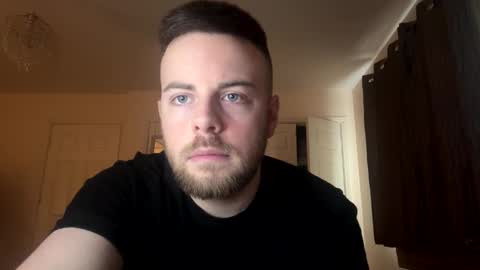 chubbybrit55 online show from December 22, 2024, 12:27 pm