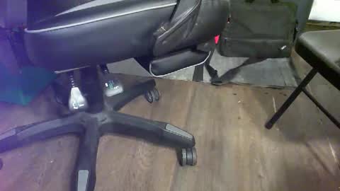 Snapshot of chubtoy chatting on February 19, 2026, 12:50 am chubtoy online show from February 19, 2026, 12:50 am