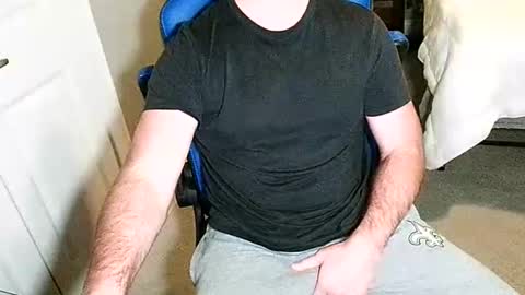 Snapshot of chuck0781 chatting on October 18, 2025, 6:52 pm chuck online show from October 18, 2025, 6:52 pm