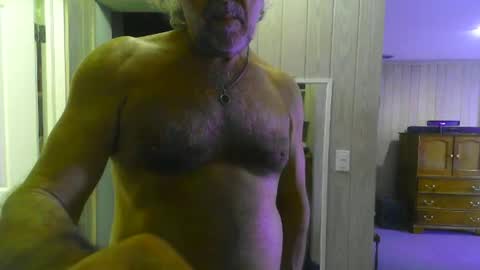 chuck354139 online show from December 18, 2024, 3:55 pm