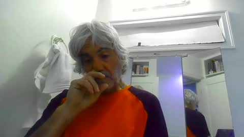 chuck354139 online show from January 5, 2025, 4:25 am