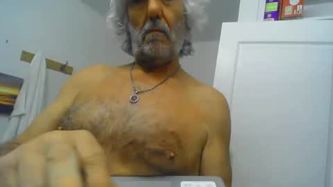 chuck354139 online show from January 9, 2025, 3:04 am