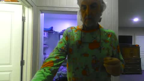 chuck354139 online show from January 19, 2025, 5:05 am