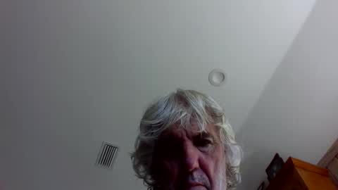 chuck354139 online show from September 12, 2025, 2:39 pm