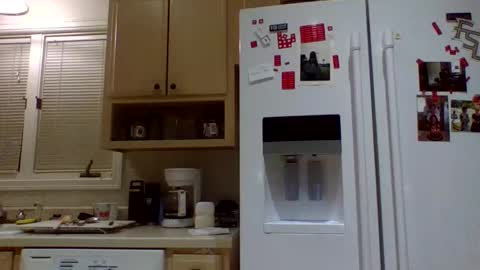 chuck354139 online show from September 19, 2025, 6:04 am