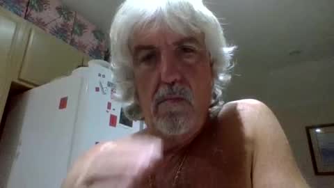 chuck354139 online show from October 16, 2025, 8:37 am