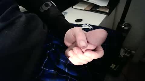 Snapshot of chusho chatting on February 14, 2026, 4:42 am Im so cute online show from February 14, 2026, 4:42 am