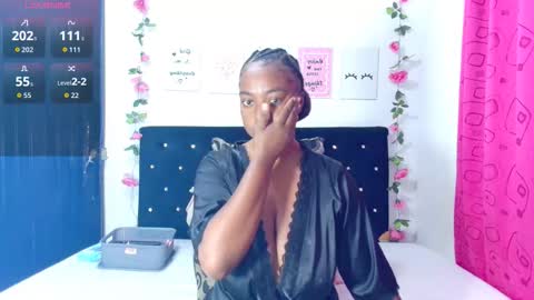 ciaraebonyxxx online show from November 23, 2025, 9:09 am