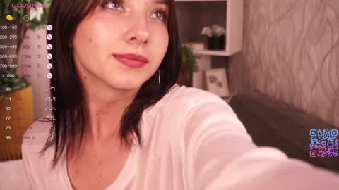   L  online show from September 27, 2025, 9:09 pm