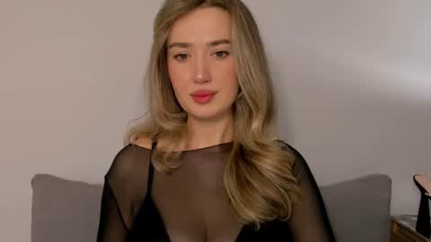 cindyprettywomen online show from October 21, 2025, 3:13 pm