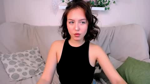 Cindy online show from October 12, 2025, 4:33 am