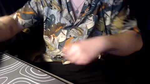 Snapshot of cinnamonbunzsz chatting on December 30, 2024, 1:04 am cinnamon online show from December 30, 2024, 1:04 am