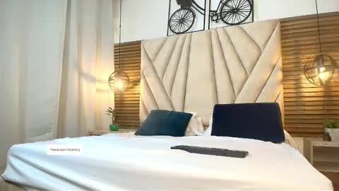 cinthiabaker online show from September 11, 2025, 12:05 pm