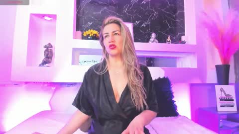 Snapshot of cinthya_mjs chatting on February 24, 2026, 12:36 pm Cinthya online show from February 24, 2026, 12:36 pm