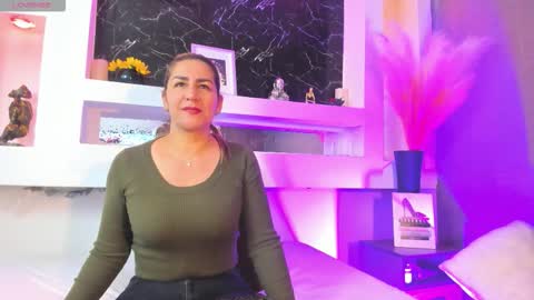 Snapshot of cinthya_mjs chatting on March 7, 2026, 12:57 pm Cinthya online show from March 7, 2026, 12:57 pm