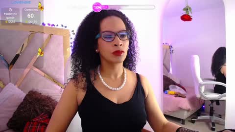 Snapshot of cintia_holms chatting on January 13, 2025, 12:24 pm Cintia online show from January 13, 2025, 12:24 pm