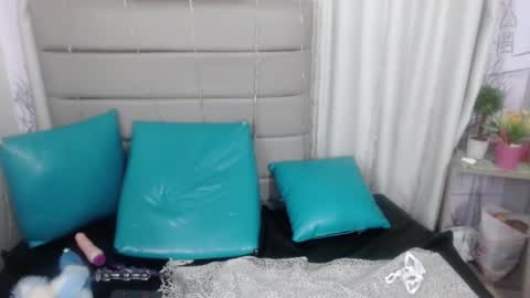 Snapshot of cintia_leon chatting on September 11, 2025, 8:20 pm cintia_leon online show from September 11, 2025, 8:20 pm