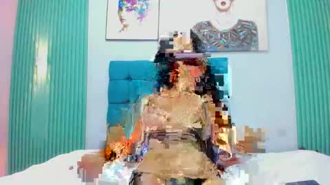 Cintia  online show from April 1, 2026, 12:33 am