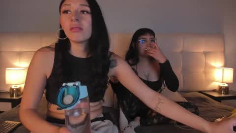 Snapshot of cintya_kors chatting on February 22, 2025, 2:50 am Cintya online show from February 22, 2025, 2:50 am