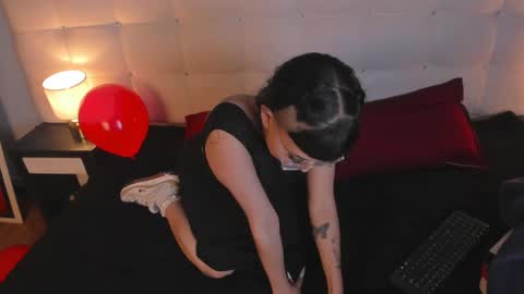 Snapshot of cintya_kors chatting on February 25, 2025, 1:09 am Cintya online show from February 25, 2025, 1:09 am