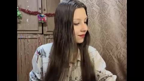 Lisa Salivan online show from December 19, 2025, 11:12 pm