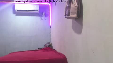 Snapshot of circe_cherry7 chatting on October 24, 2025, 10:28 pm Circe Cherry online show from October 24, 2025, 10:28 pm