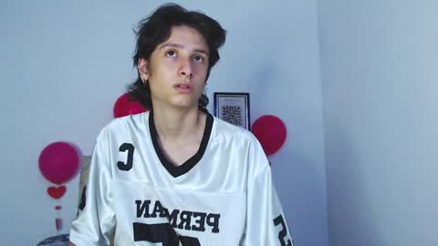 Snapshot of cirosky_elchicopolla chatting on February 16, 2026, 3:57 am cirosky_elchicopolla online show from February 16, 2026, 3:57 am