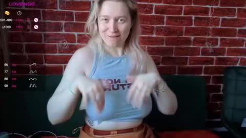 Snapshot of citrusblissss chatting on February 3, 2026, 3:26 am citrusblissss online show from February 3, 2026, 3:26 am