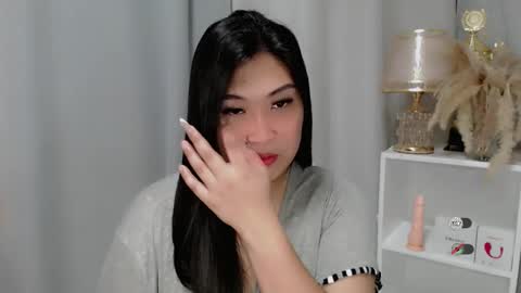 CLAIRE online show from May 23, 2026, 4:29 am