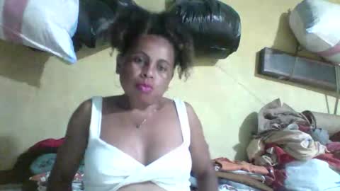 Snapshot of clairette9794 chatting on June 2, 2026, 9:06 pm clairette9794 online show from June 2, 2026, 9:06 pm