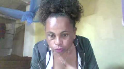 Snapshot of clairette9794 chatting on June 10, 2026, 8:02 am clairette9794 online show from June 10, 2026, 8:02 am
