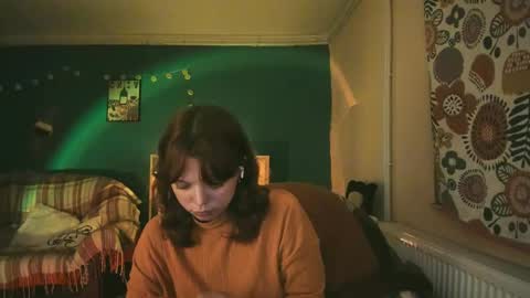 Snapshot of clancyosbourne chatting on March 4, 2025, 8:38 pm Clancy online show from March 4, 2025, 8:38 pm