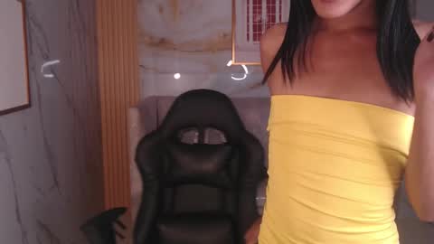 Snapshot of clara_evans_s chatting on March 8, 2025, 8:25 pm Clara online show from March 8, 2025, 8:25 pm