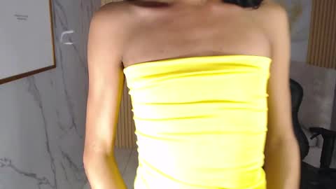 Snapshot of clara_evans_s chatting on March 10, 2025, 8:45 pm Clara online show from March 10, 2025, 8:45 pm